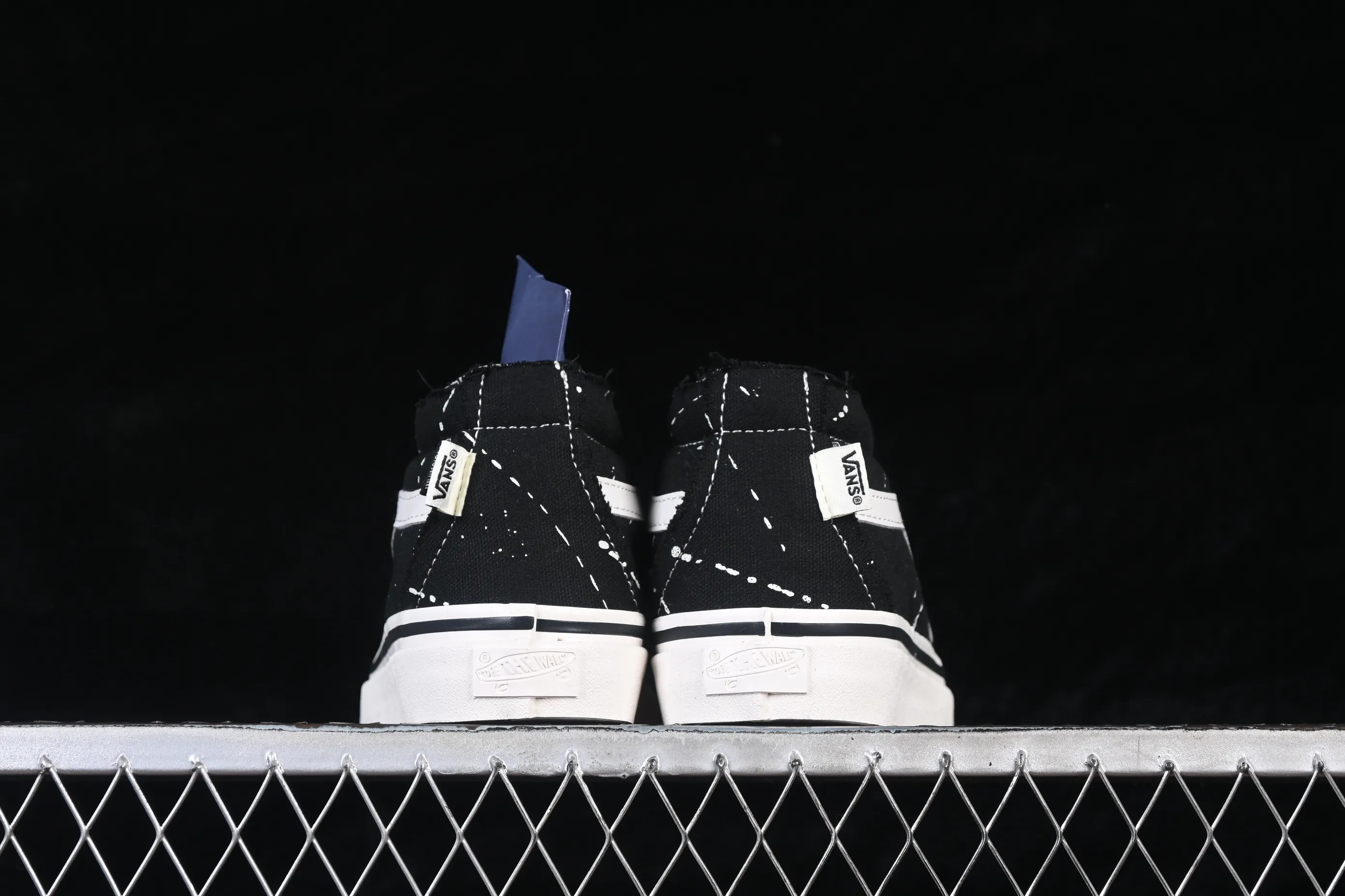 All categories Vans Vans series Vans Mid Vans China Vans Sk8-Mid Frayed Vans China casual skateboard shoes VN000XUKGTW